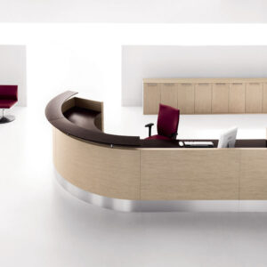 طاولة استقبال